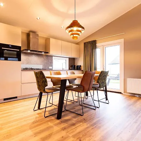 Modern With A Dishwasher, Located In Park De Veluwe *